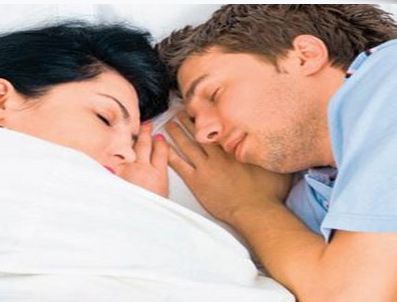 NEWSWEEK - Sıcakta rahat uyumanın yolları