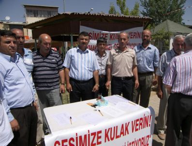 HAMİT DEMİR - Tayini Çıkan Kaymakam İçin İmza Kampanyası Düzenlendi