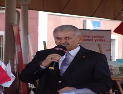 SÜLEYMAN KARAMAN - Bakan Yıldırım: 'Merhamet Ekspresi Pakistan'a Yardım Götürecek'