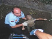 Bursa'da 2,5 Yaşındaki Çocuk Sulama Kanalına Düşerek Boğuldu