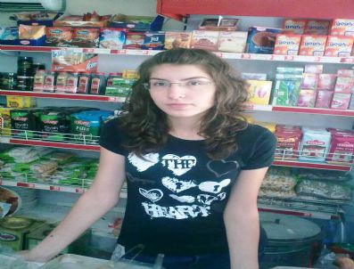 Hisarcık'ta Boğaziçi Üniversitesini Kazanan Hande İlçenin Gururu Oldu