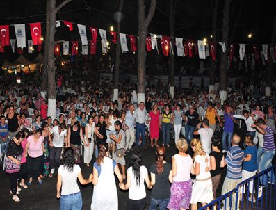 FUAT SAKA - Ramazan etkinliklerinde Karadeniz coşkusu