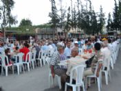 Tarsus'ta 500 Kişiye Birlik Ve Kardeşlik İftarı Verildi