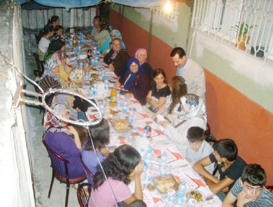 ERDOĞAN TOK - Vatandaşlardan Tok'a Jest