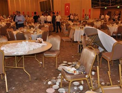 Saadet'in iftar yemeğinde kavga