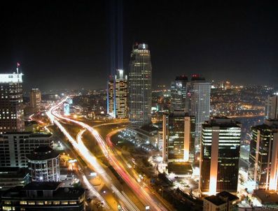 GALIP ENSARIOĞLU - Türkiye'nin yükü İstanbul'da