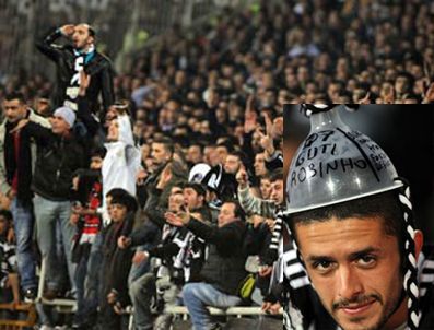 Beşiktaş taraftarından yönetime deliriyoruz mesajı