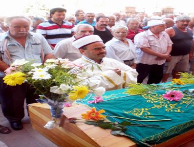 HASAN BÜLENT TÜRKÖZEN - Ayvalık Belediye Meclis Üyesi Yusuf Bilir'in Acı Günü