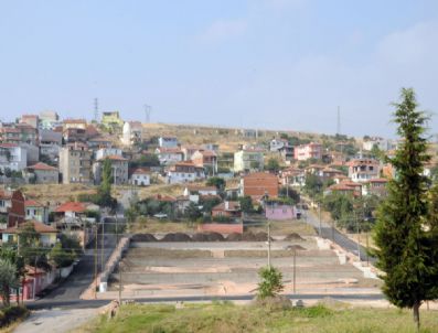 BALıKESIR BELEDIYESI - Balıkesir'e Yeni Semt Spor Sahaları Yapılıyor