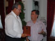 Nevşehir Kapadokya Havalimanı Müdürü Şerit'den Ünver'e Plaket