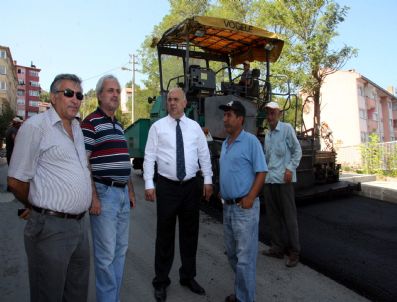 KARAELMAS ÜNİVERSİTESİ - Bahadır, Asfalt Çalışmalarını İnceledi