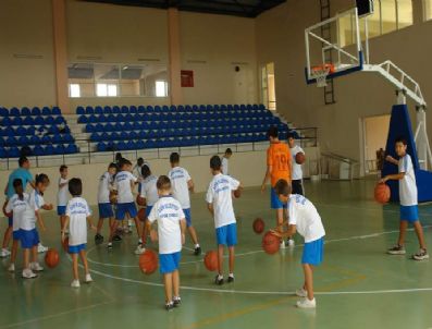 Didim'de Yaz Spor Okulları Sona Erdi