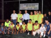 Polisler Umut Yıldızları İle Maç Yaptı