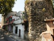 2 Bin 300 Yıllık Tarihi Bursa Surları Ortaya Çıkıyor