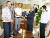 Akdisat'dan Iğdır Valisi Amir Çiçek'e Ziyaret