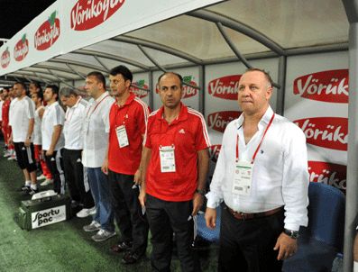 HAYRETTIN YERLIKAYA - Sivasspor Bursaspor'dan puan alıp ünvanını koruyacak mı?