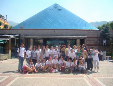 TOGO - Yabancı Öğrenciler Zafer Plaza'da