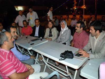 DİLEK YÜKSEL - Ak Parti'li Yüksel 'Evet' Çadırında