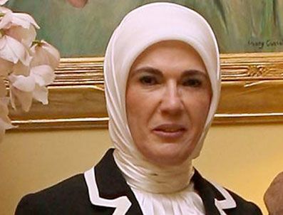 SEMAHAT ARSEL - Emine Erdoğan'dan Pakistan'a 100 bin TL yardım