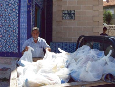 Kütahya Sosyal Yardım Ve Kültür Vakfından 500 Aileye Gıda Yardımı