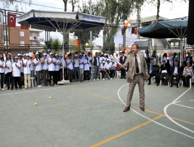 ÜMIT YAŞAR OĞUZCAN - Akdeniz Belediyesi'nin Yaz Spor Kursları Sürüyor