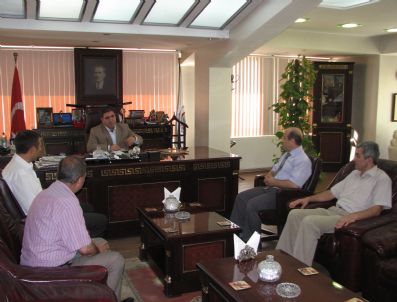 CAFER ÖZDEMIR - Başkan Özdemir'e Teşekkür