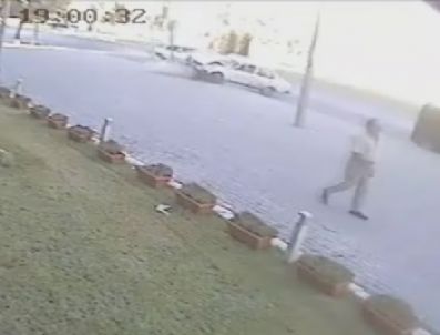 Hastane Önünde Kaza