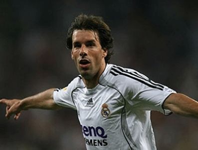 RUUD VAN NISTELROOY - Bursaspor'da Nistelrooy sesleri yükseliyor