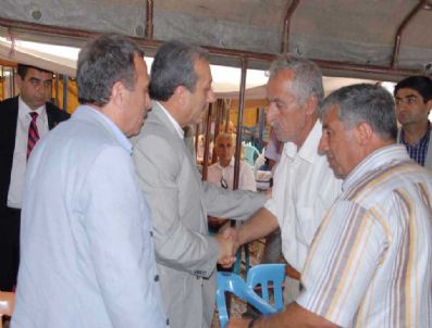 DOĞRU YOL PARTISI - Tarım Bakanı Eker Ve Ak Parti Genel Başkan Yardımcısı Çelik Batman'da