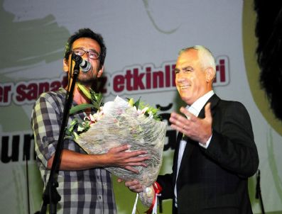 FERİDUN DÜZAĞAÇ - Bursa'da Feridun Düzağaç Coşkusu