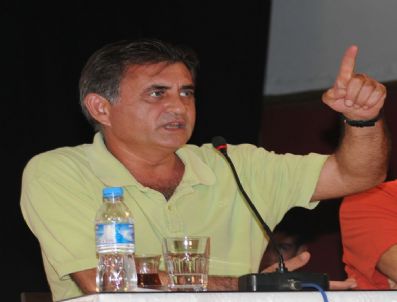 AHMET ALTAN - Foça'da 'Cumhuriyetin Dünü Bugünü Yarını' Konferansı