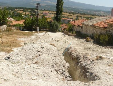 YAKUP YARDıMCı - İmar Planındaki Yollar Açılıyor