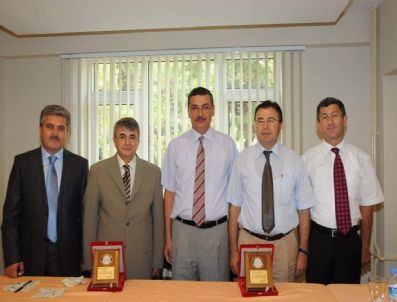 SALIH GÜRHAN - Vali Güvenç'ten, Atanan Yardımcılarına Veda Yemeği