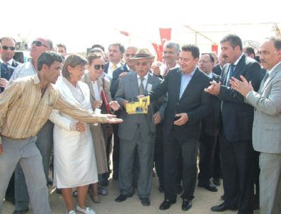 ÖMER FARUK ÖZ - Bakan Babacan, Darende Mesyek Yüksekokulu'nun Temelini Attı