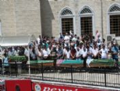 Balıkesir'de Trafik Kazasında Ölen 5 Kişi Defnedildi