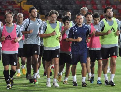 OĞUZ SARVAN - Mhk Başkanı Oğuz Sarvan, Gaziantepspor Kulübü'nü Ziyaret Etti