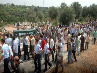 Uzman Erbaşın Cenazesinde Gözyaşları Sel Oldu