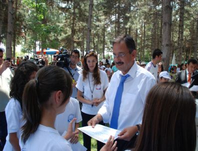REFIK TUZCUOĞLU - Yaz Spor Okulları'nda 3. Dönem Sona Erdi