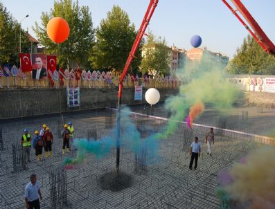 ZEYİD ASLAN - Turhal Kültür Merkezi'nin Temeli Törenle Atıldı