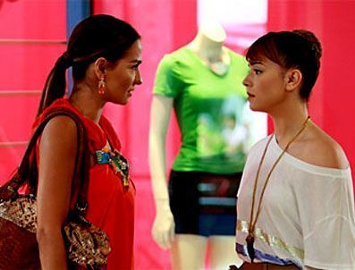 Küçük Sırlar 5. bölüm fragmanı - Küçük Sırlar'a Burcu'nun tepkisi