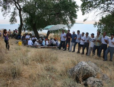 AKDAMAR ADASı - Van Sanatçılar Derneği'nin Tanıtım Gezileri Sürüyor