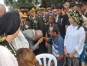 Mhp'li Taner'den Şehit Babasına Vefa Örneği