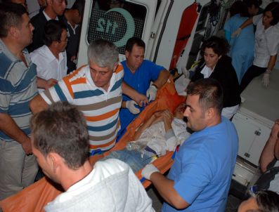 SELÇUK ÇETIN - Bayramiç'te Trafik Kazası: 1 Ölü, 3 Yaralı