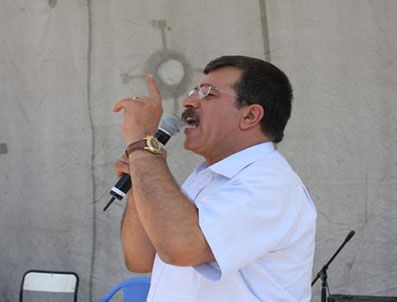 BDP'li vekil sandık başkanını darp etti