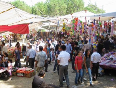 Beydağlılar 'Kızlar Genceri' İle Bir Araya Geldi