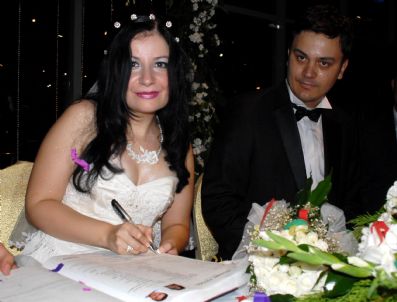 Doktor Çiftin Mutlu Günü