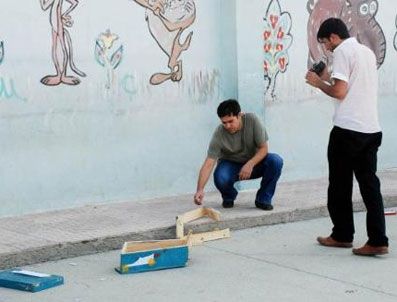 İBRAHIM BINICI - Seçmen sandığı pencereden atıldı