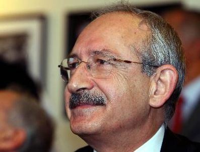 OY PUSULASI - Mahalle muhtarı ile CHP birbirine girdi