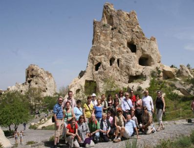 ÖRENYERI - Kapadokya'yı Ziyaret Eden Turist Sayısı 1.5 Milyona Yaklaştı