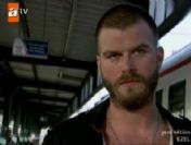 Ezel son bölüm - Ezel bombayı patlattı!